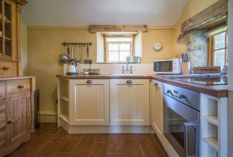 Kymaurah Honeymoon Cottages-Image-13