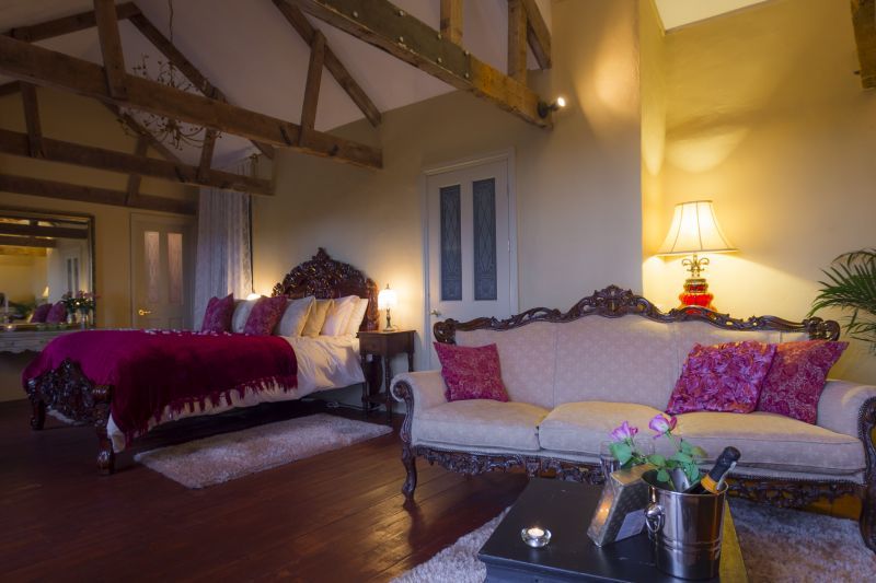 Kymaurah Honeymoon Cottages-Image-12