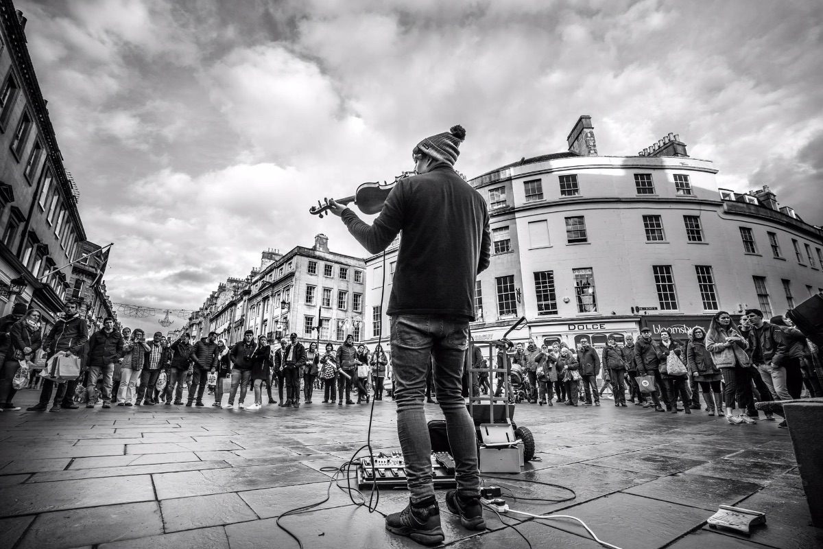 Joel Grainger (Live Looping Violinist) -Image-3