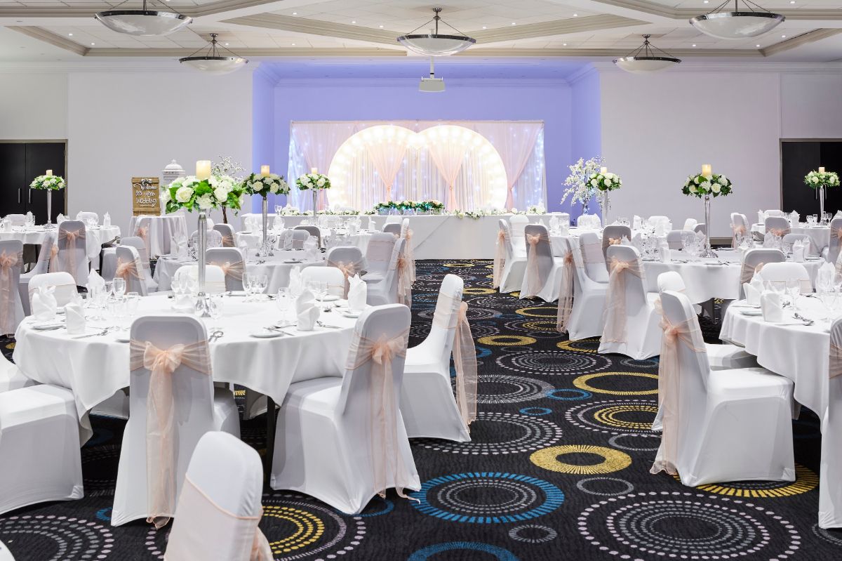 Wedding Venue in Telford, Mercure Telford Centre Hotel UKbride