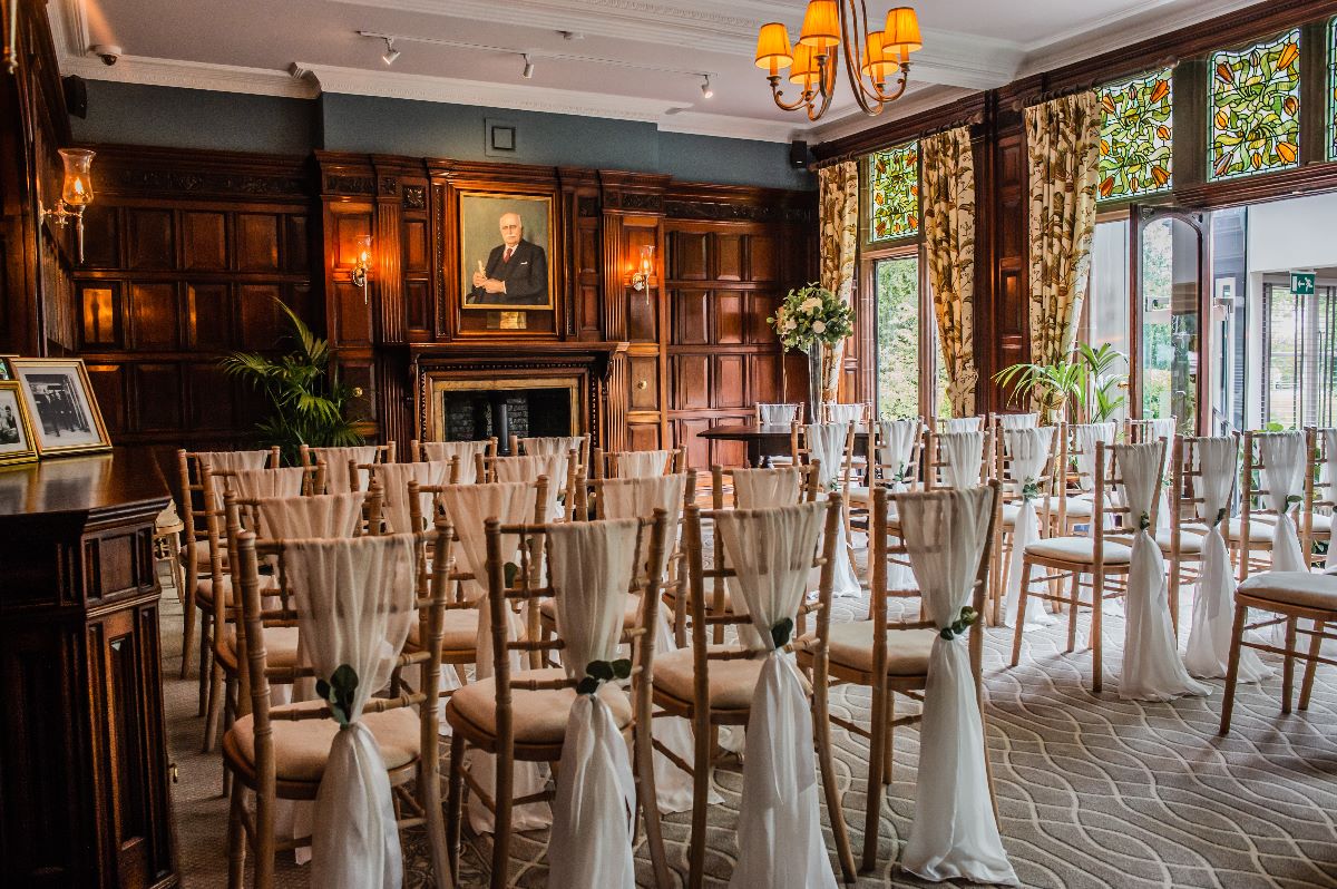 Wedding Venue in Upton, Chester Zoo UKbride