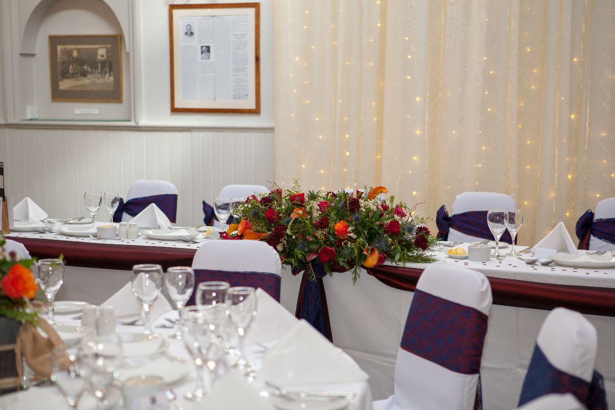 Falcon Hotel-Image-4