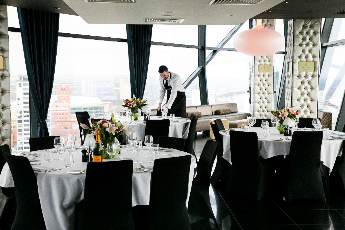 Weddings at The Cube -Image-10