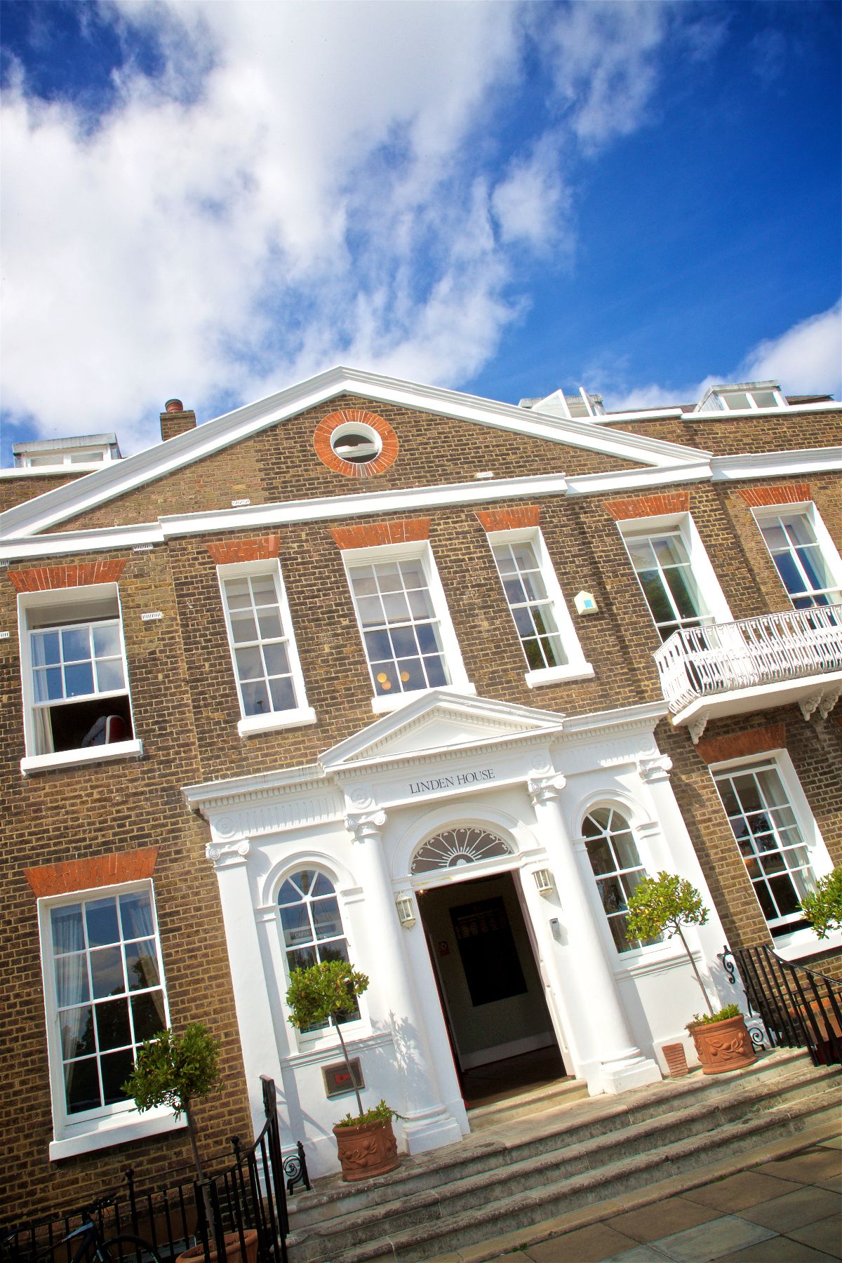 Wedding Venue in Hammersmith, Linden House UKbride
