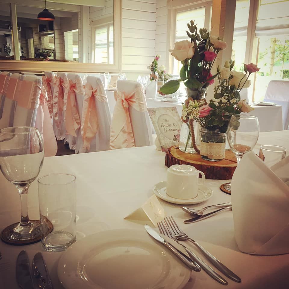Witney Lakes Resort-Image-2