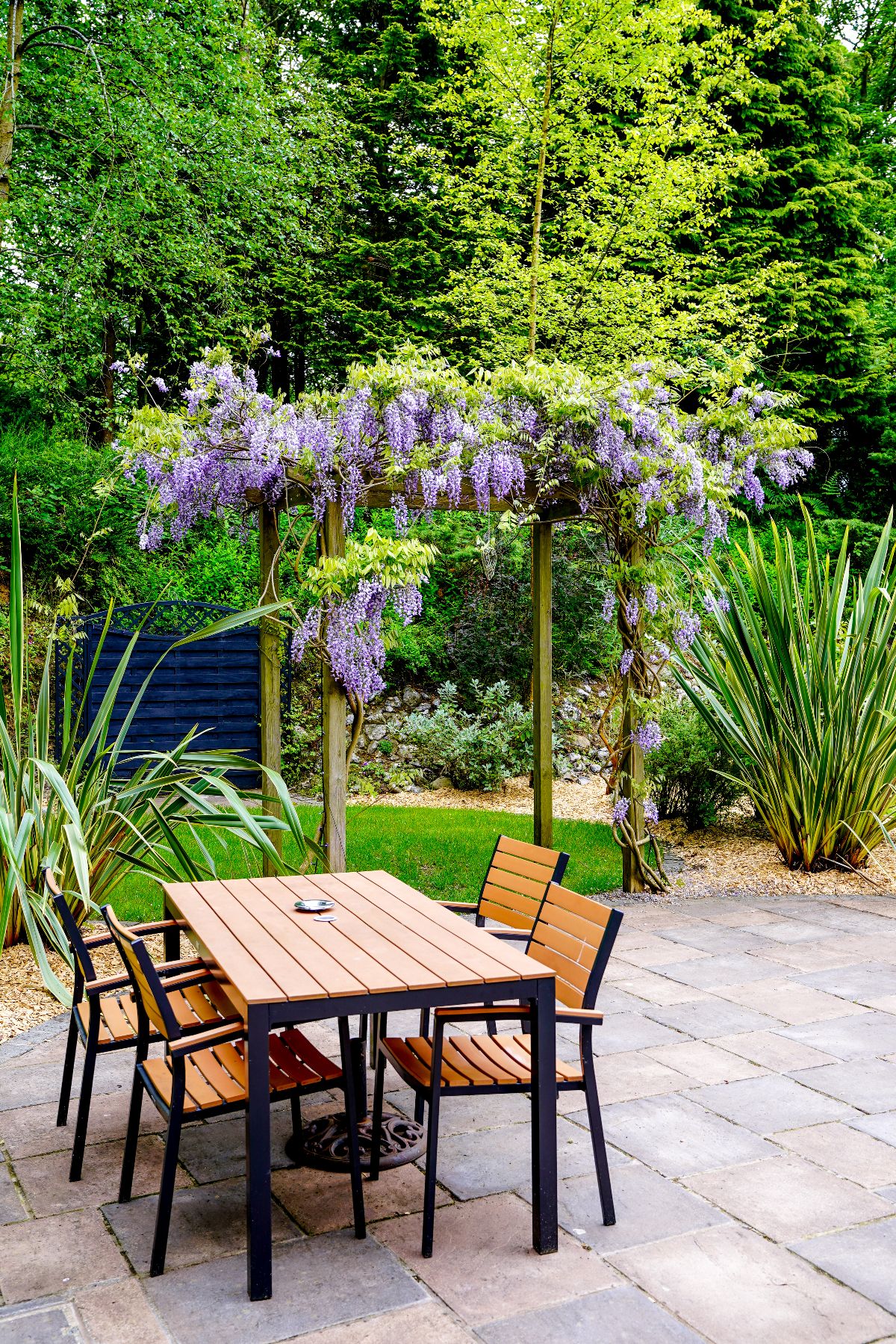 Gallery Item 58 for Roundwood