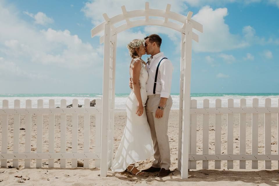 Lusty Glaze Beach Weddings -Image-46