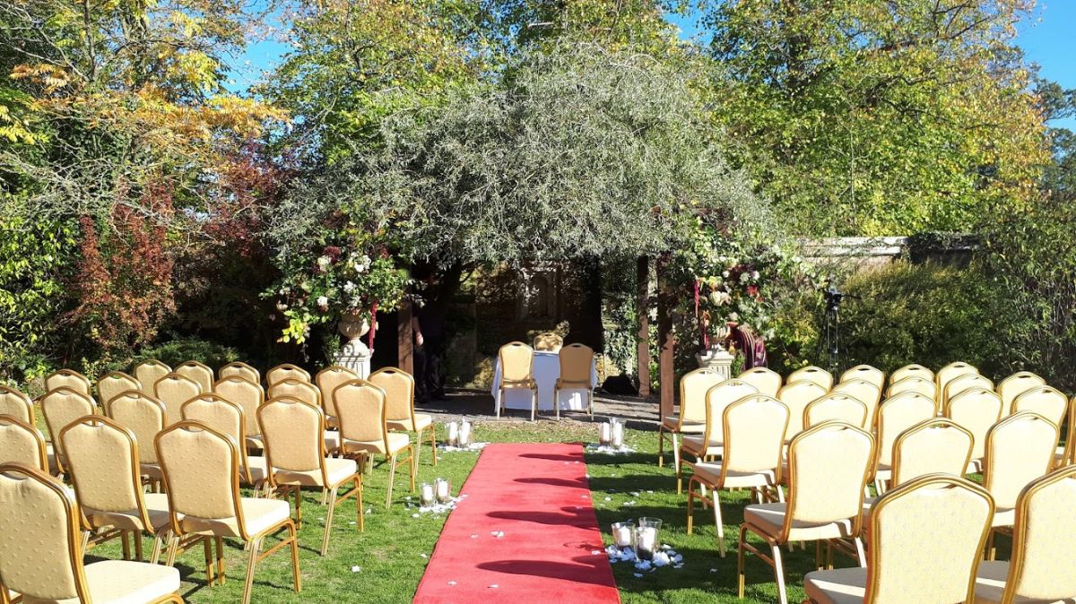 The Manor Country House Hotel-Image-1