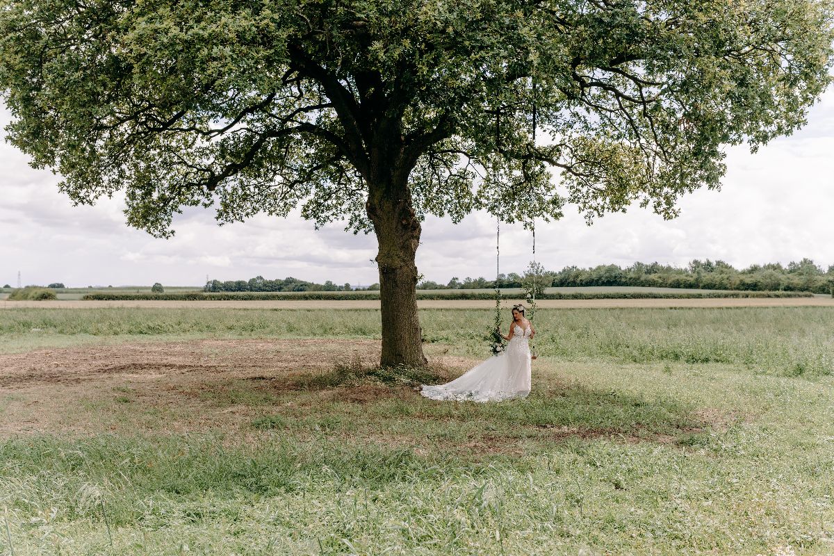 Meadow Vale Weddings-Image-4