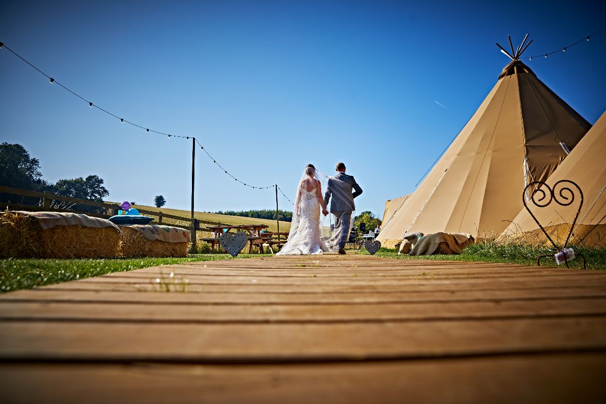 Gallery Item 12 for Hadsham Farm Weddings