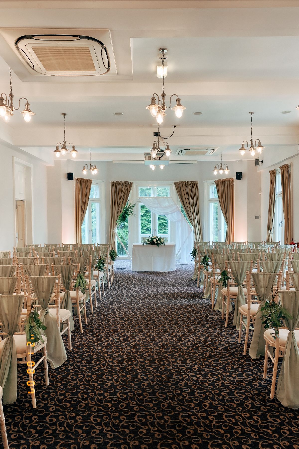 Halifax Hall Hotel-Image-4