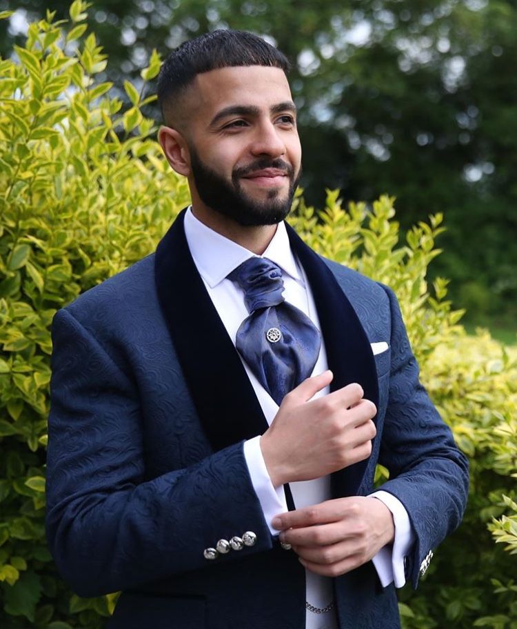 A Hand Tailored Suit Mens Suit Wear / Hire in BIRMINGHAM