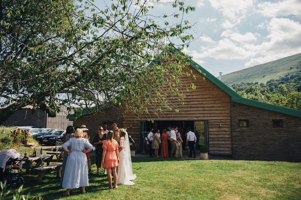 Wedding Venue in Hereford, Lower House Farm UKbride
