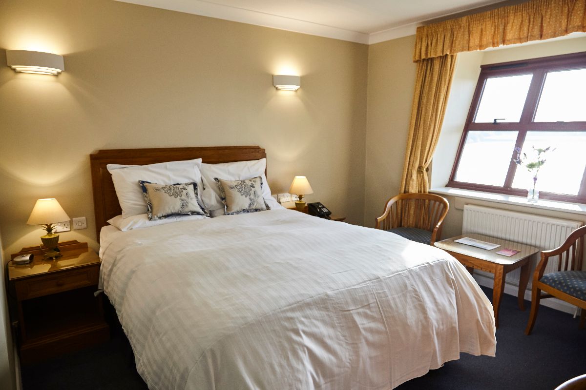 Humber Bridge Hotel-Image-2