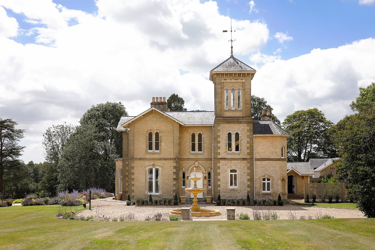 St Tewdrics House-Image-1