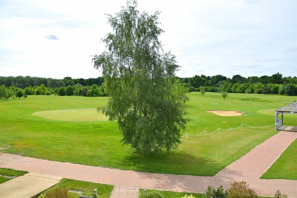 Gallery Item 24 for Golf World Stansted