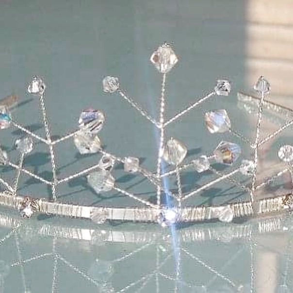 Tiaras & Trinkets-Image-12