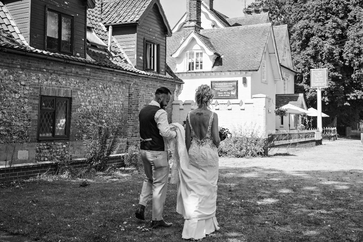 Gallery Item 12 for Kings of Norfolk Country Weddings