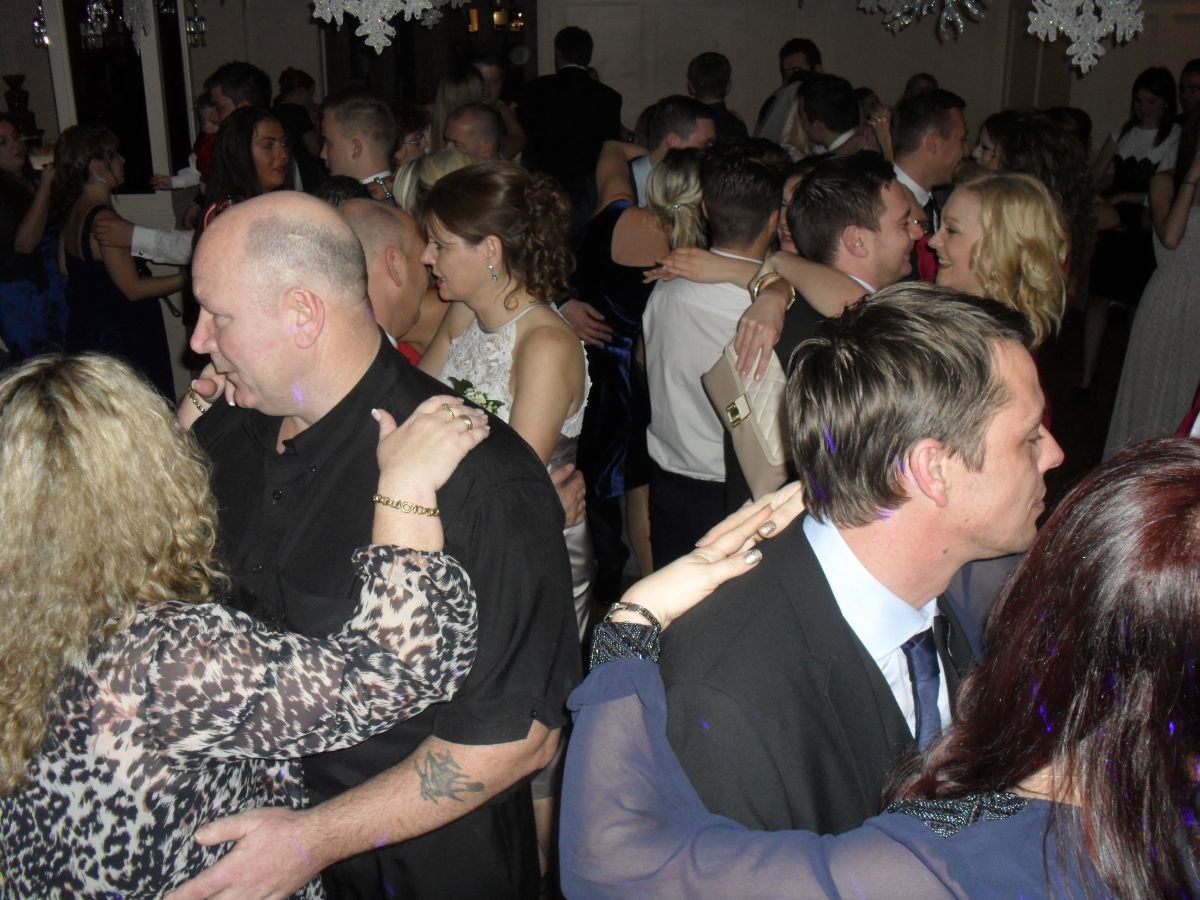 Essex Wedding DJs-Image-17