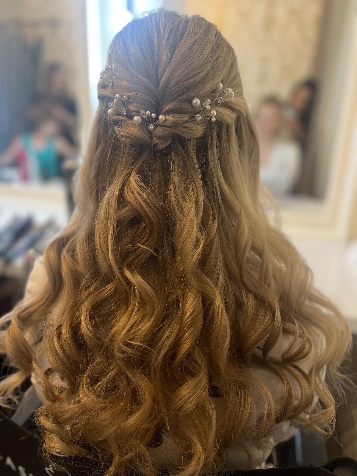 Claire Guy Bridal Hair and Makeup-Image-26