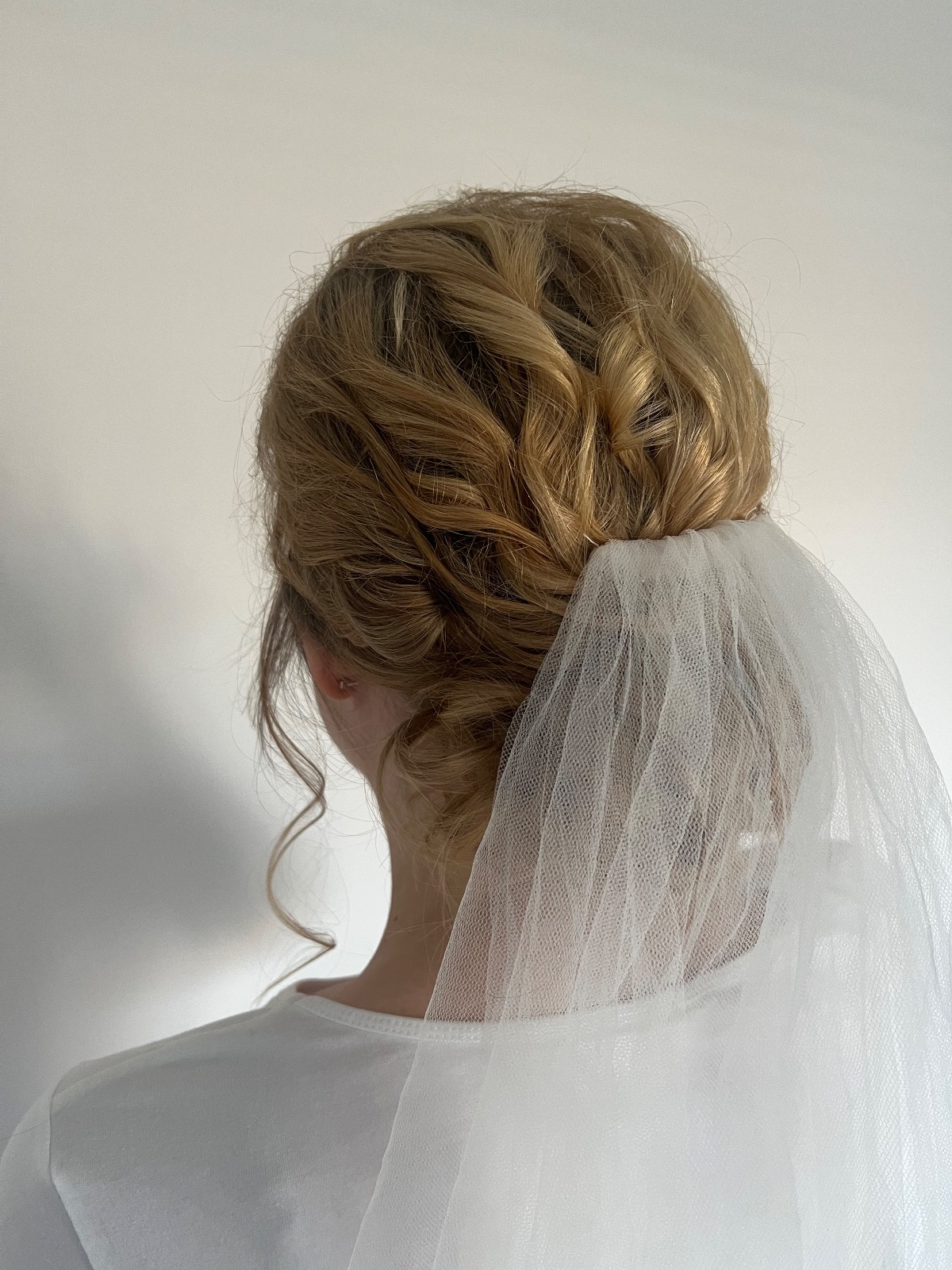 Claire Guy Bridal Hair and Makeup-Image-24