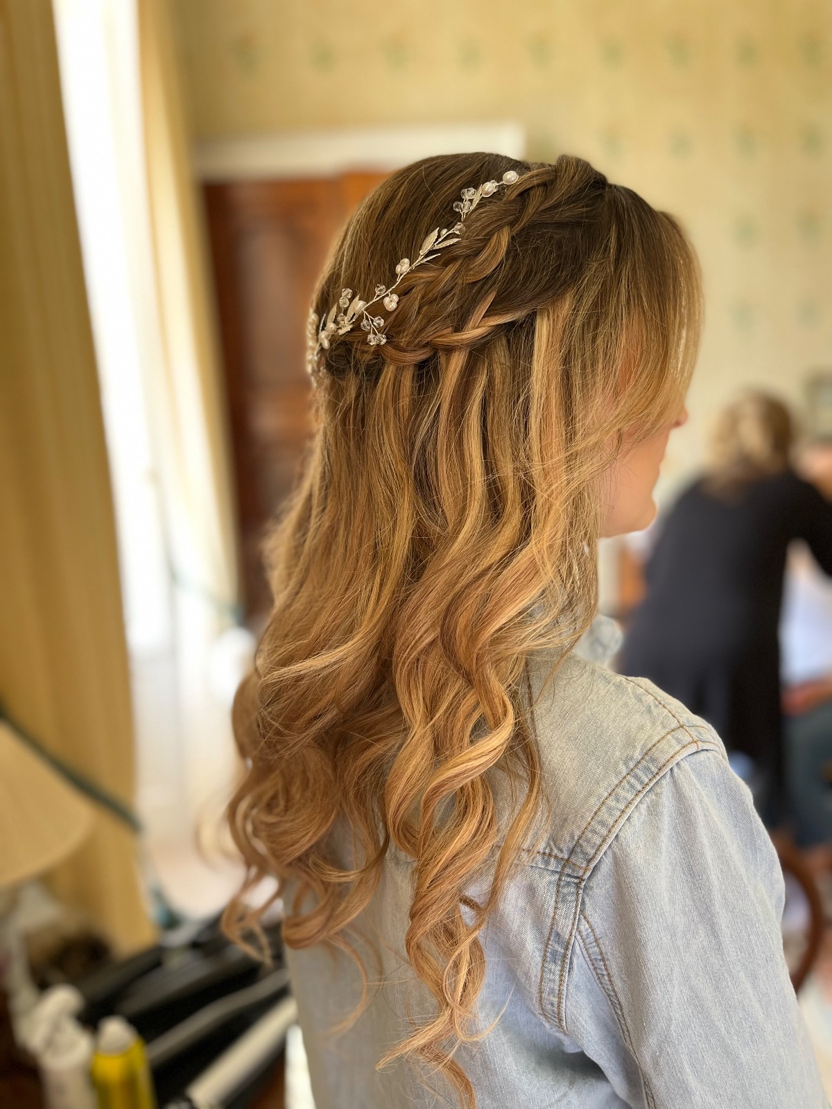 Claire Guy Bridal Hair and Makeup-Image-123