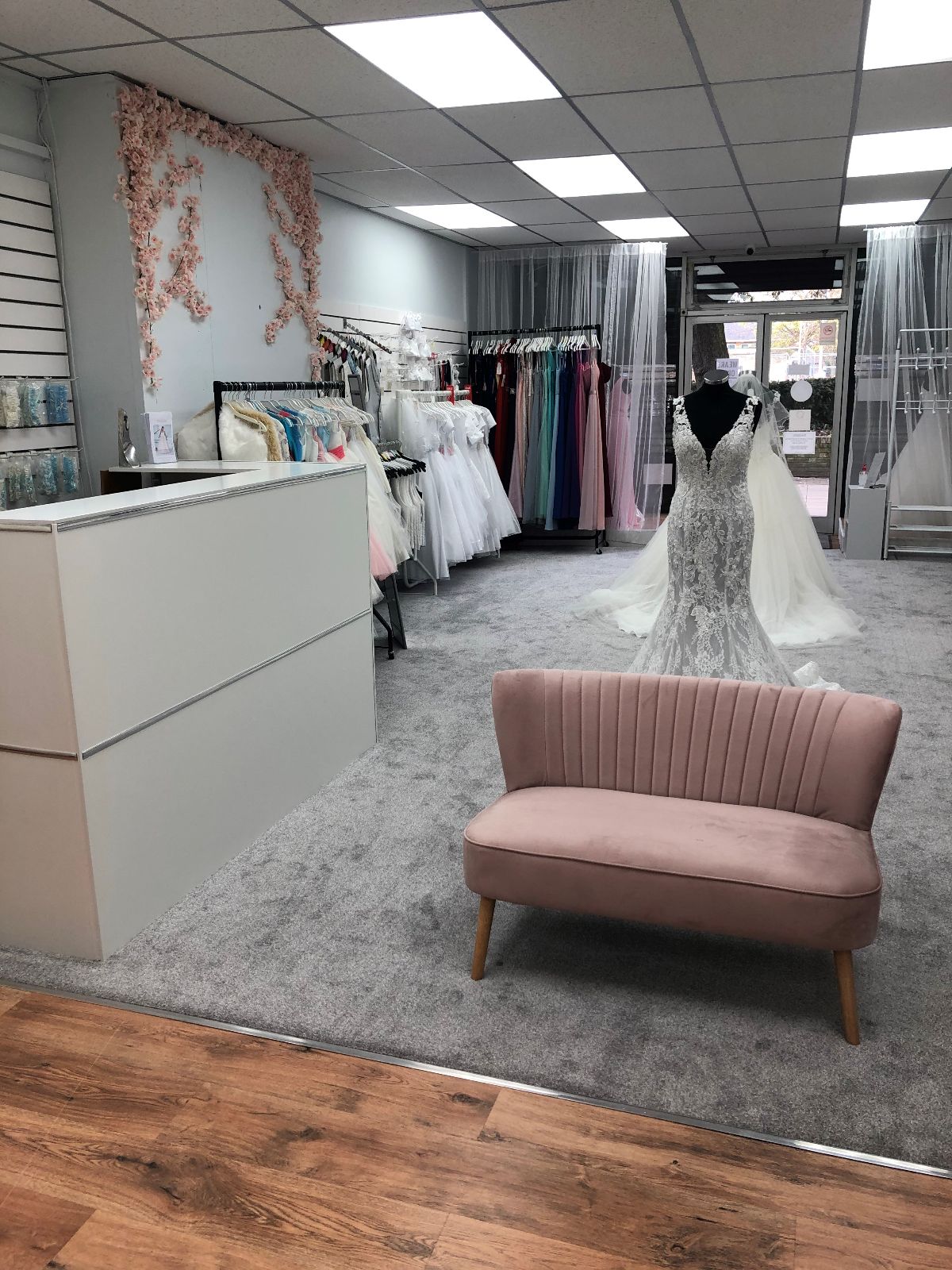 Peaches Wedding Shop Ltd-Image-1