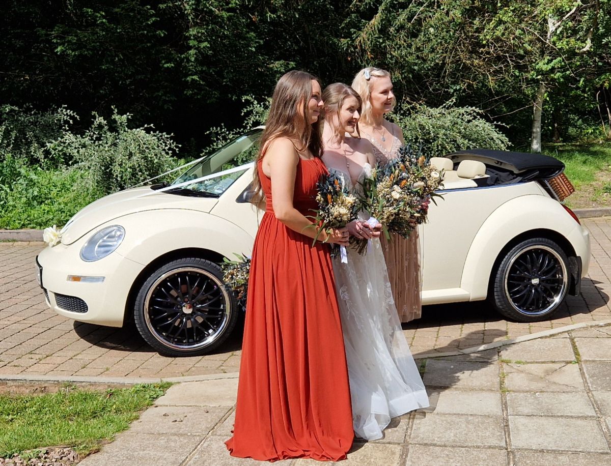 Leicester Wedding Cars-Image-3