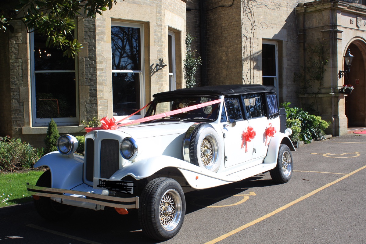 Heritage Classic Wedding Cars-Image-9