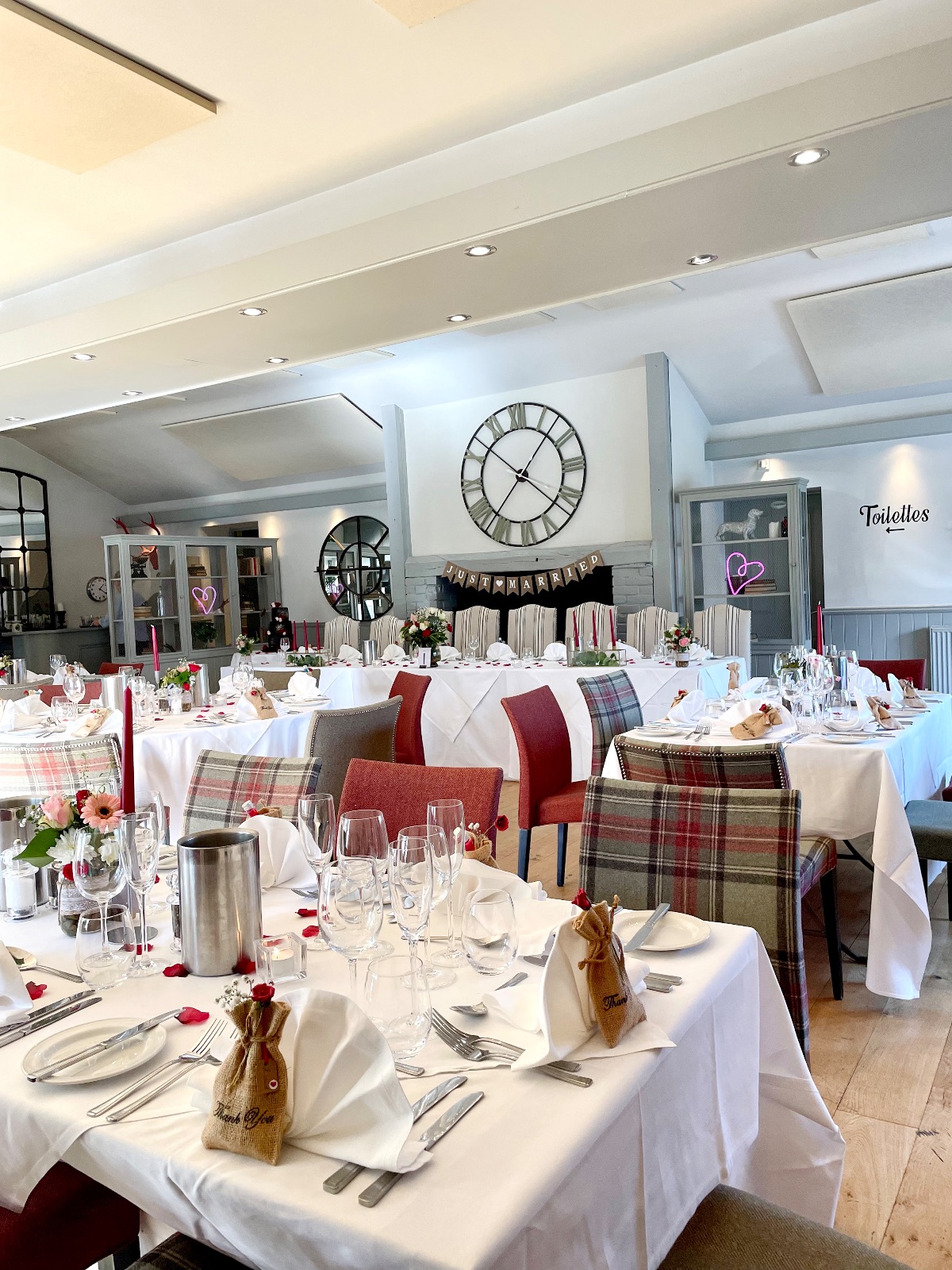 Gallery Item 18 for Wingrove House