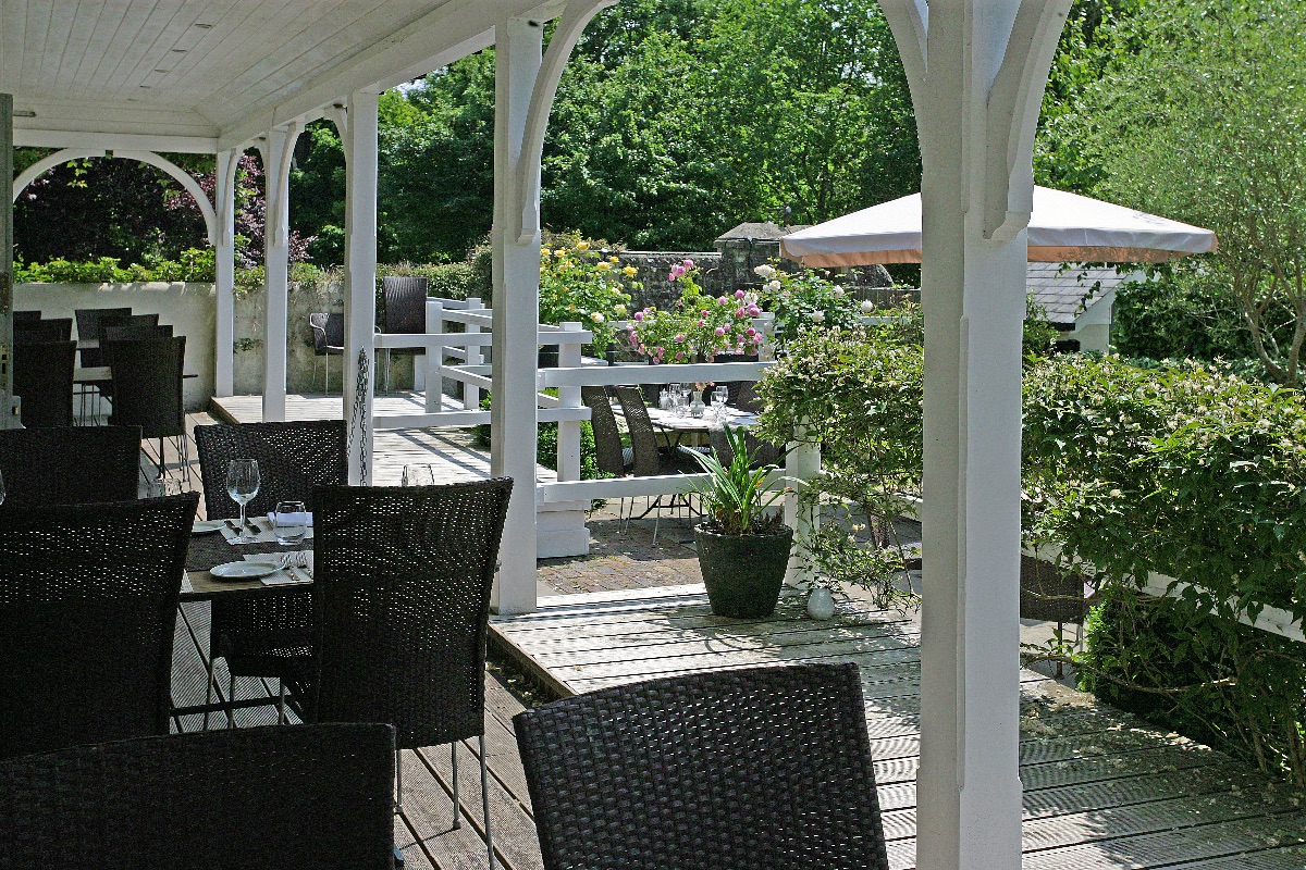 Gallery Item 48 for Wingrove House