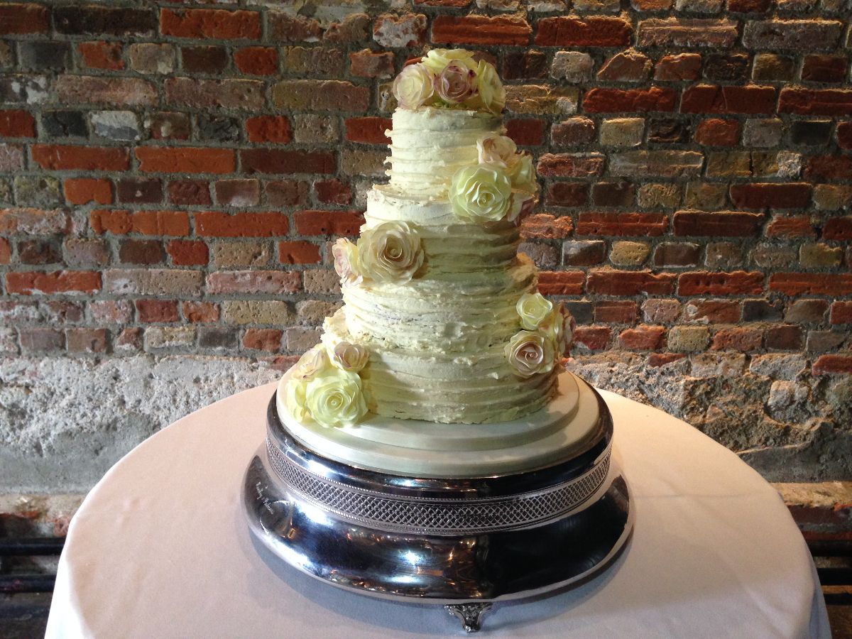 Divine Cakes LLP Wedding Cakes & Favours in Gillingham