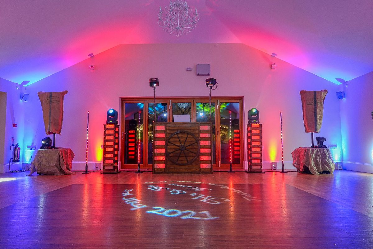 Cornwall Wedding DJ-Image-380