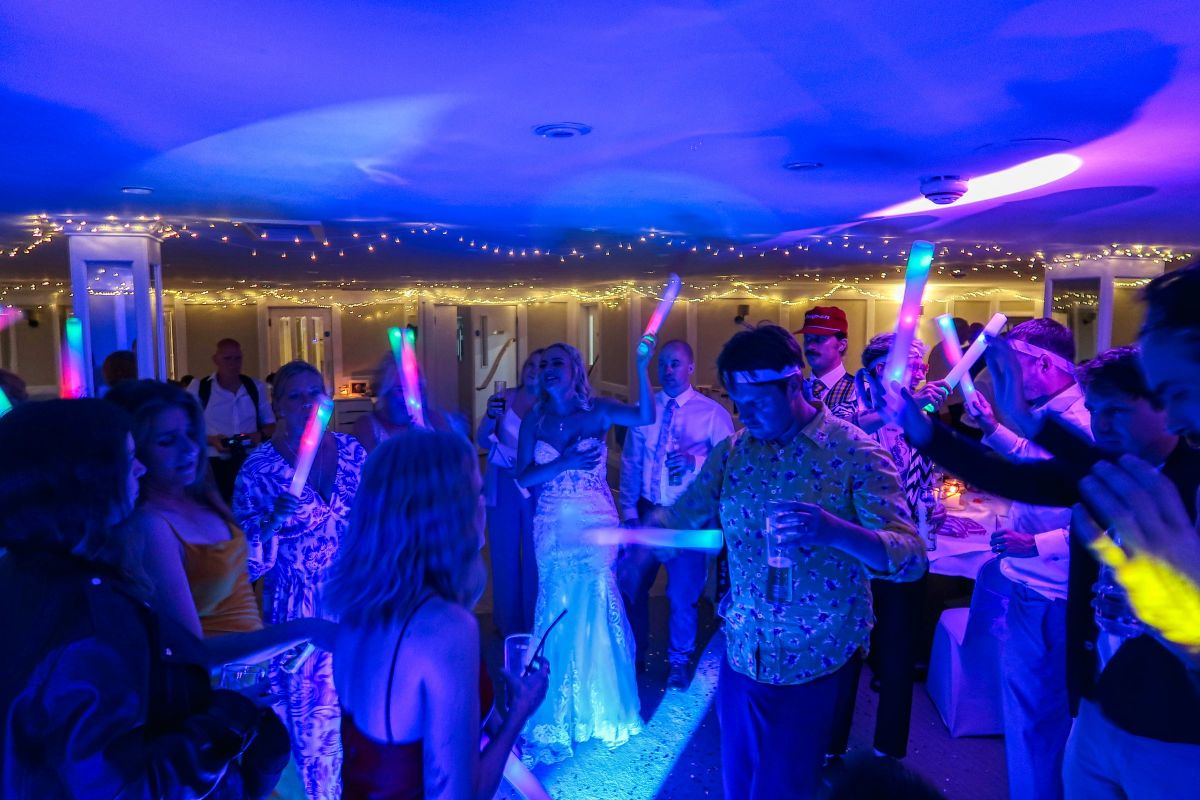 Cornwall Wedding DJ-Image-4