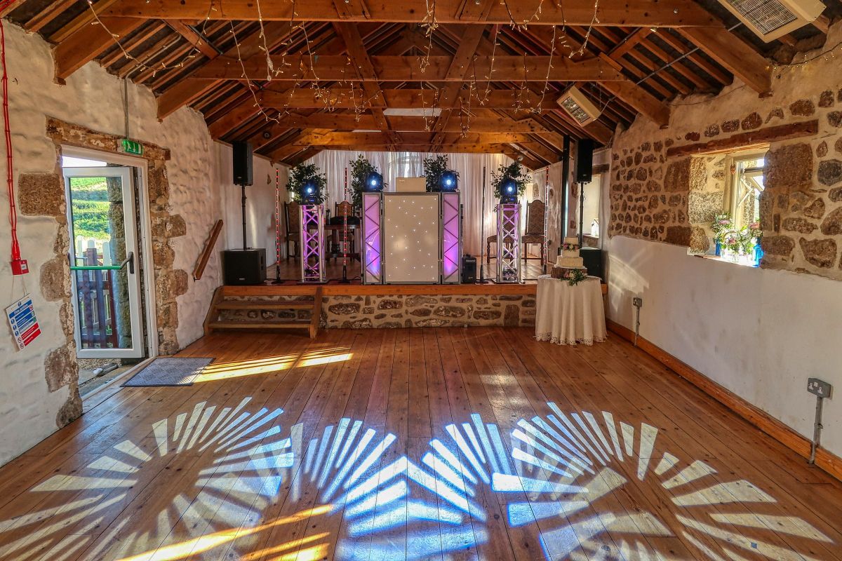 Cornwall Wedding DJ-Image-188