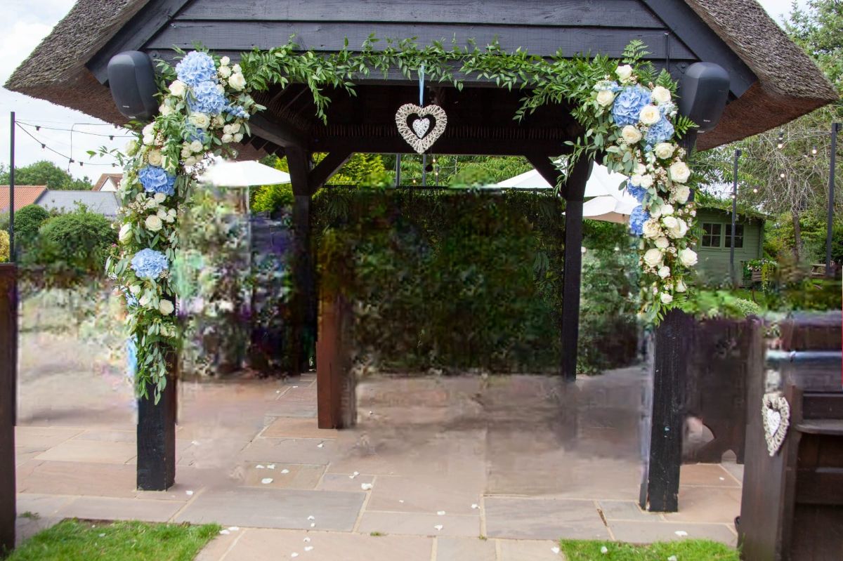 THE FLOWER DESIGNER-Image-37
