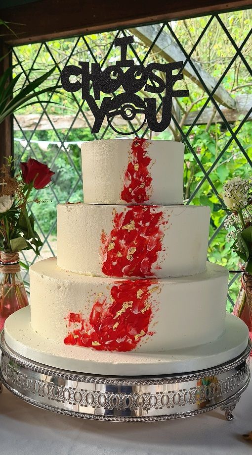 Centrepiece Cake Designs-Image-39