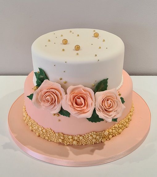 Centrepiece Cake Designs-Image-5
