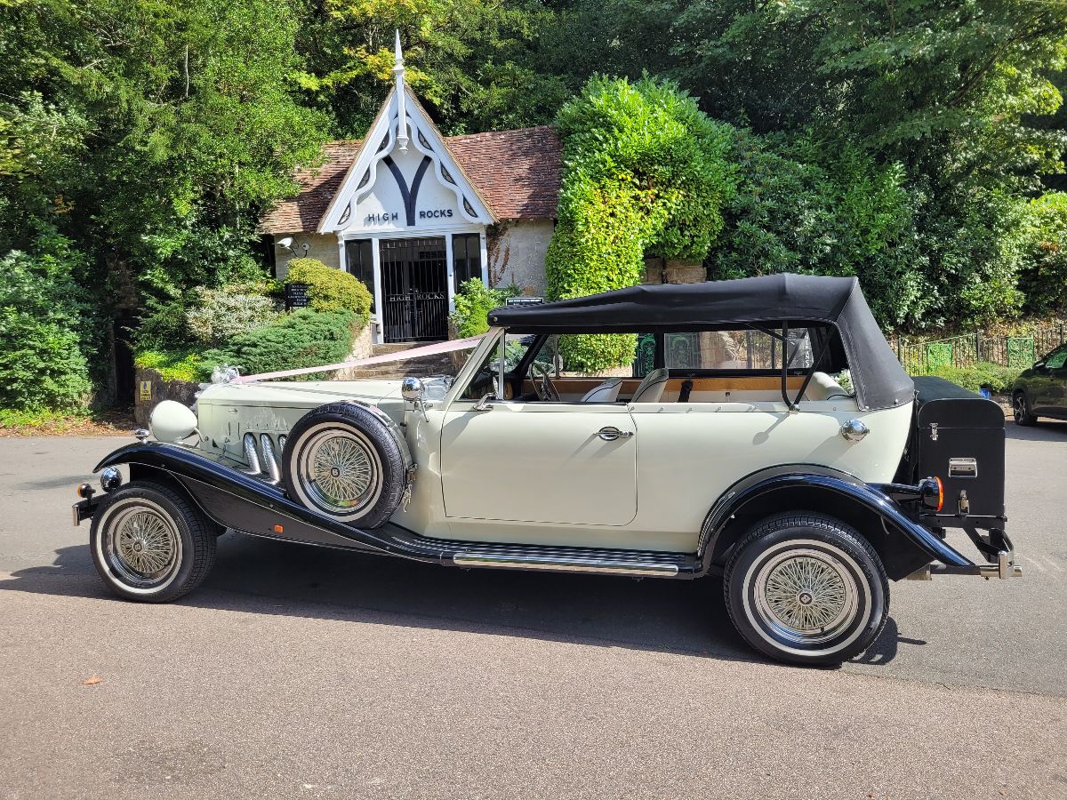 Grange Bridal cars-Image-12