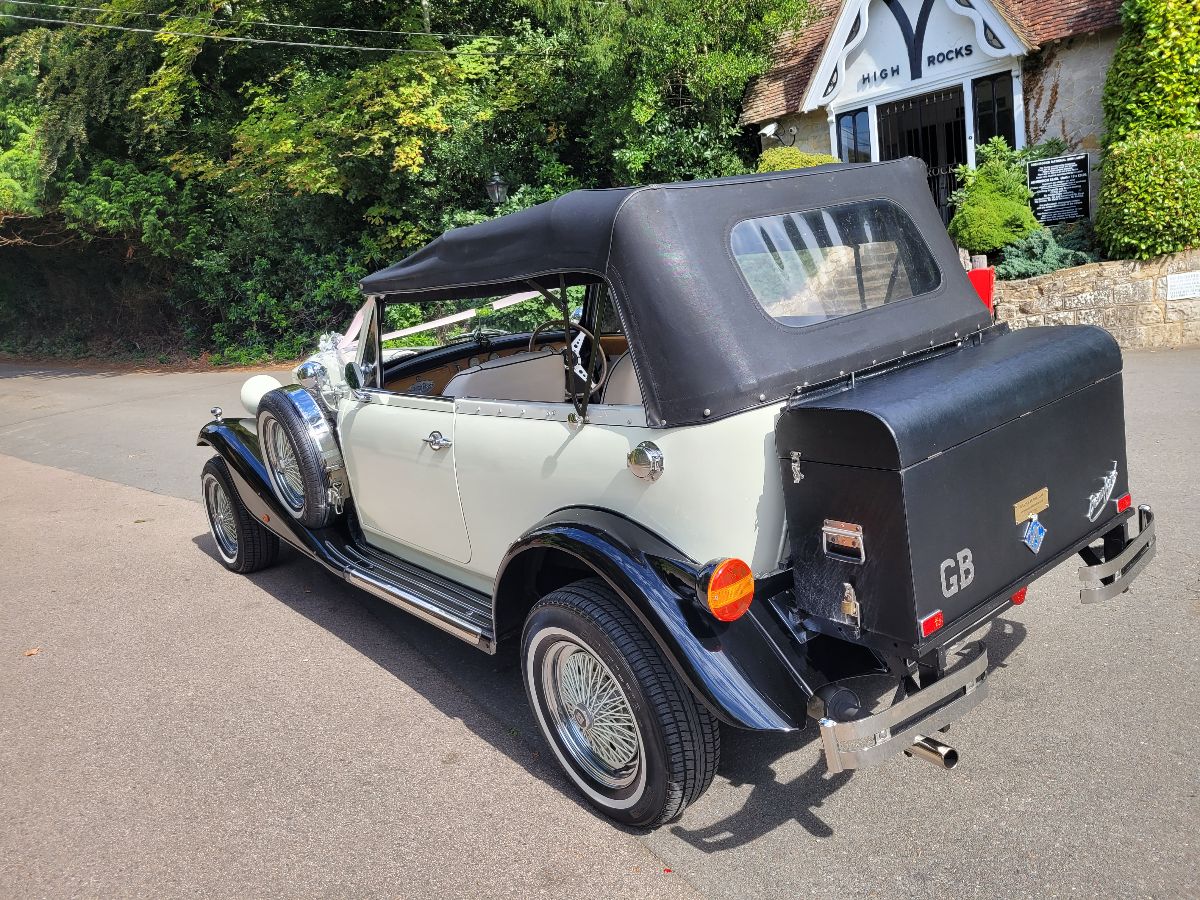 Grange Bridal cars-Image-11