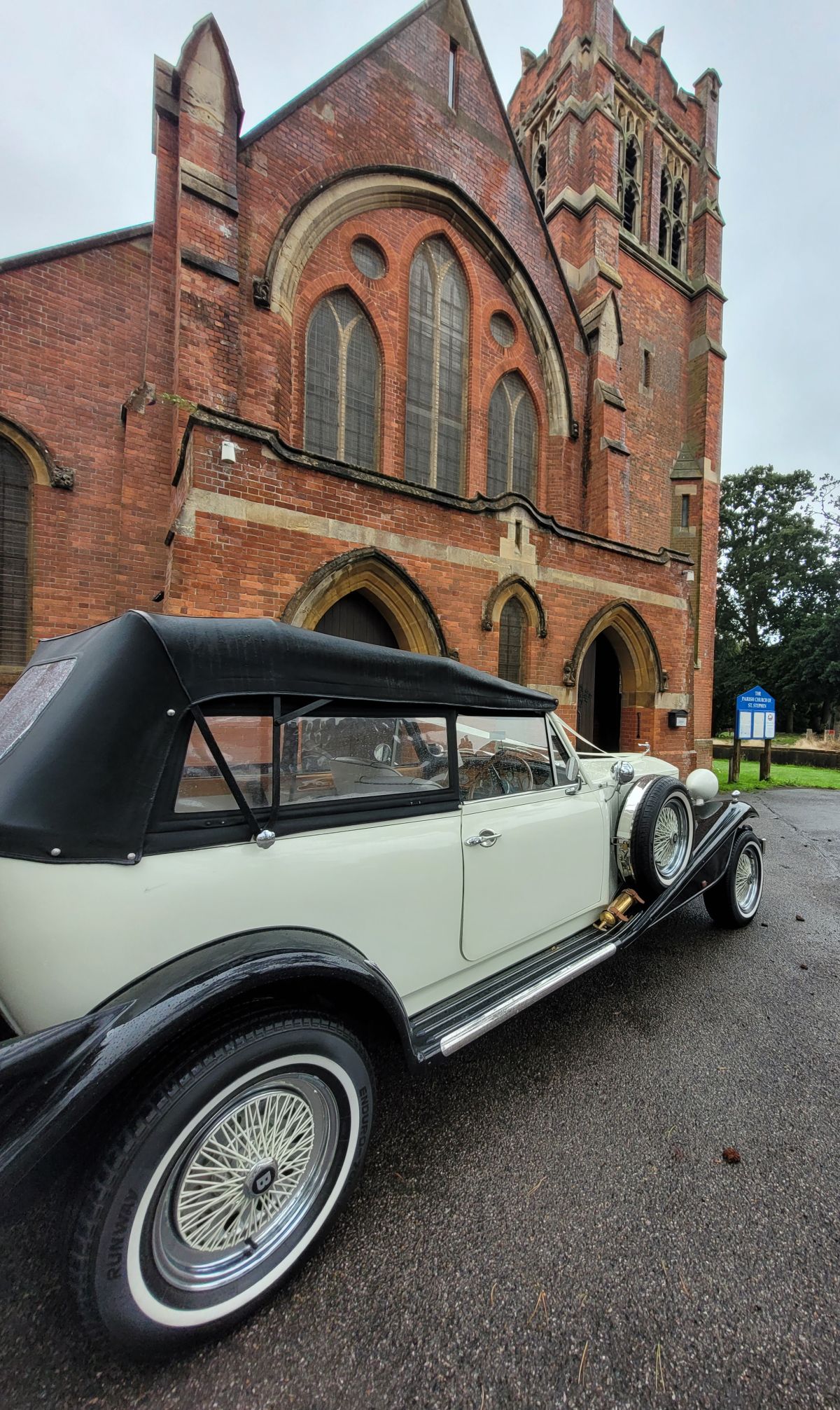 Grange Bridal cars-Image-24