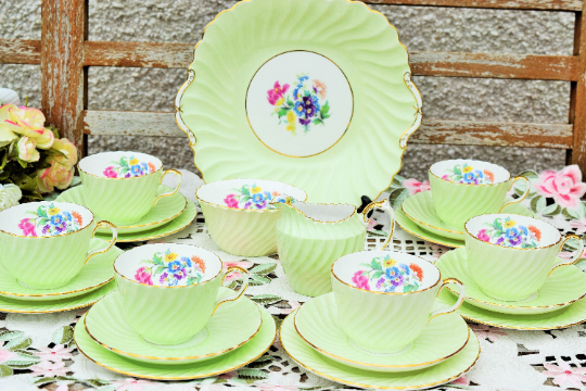 CAKE STAND LAND-Image-55