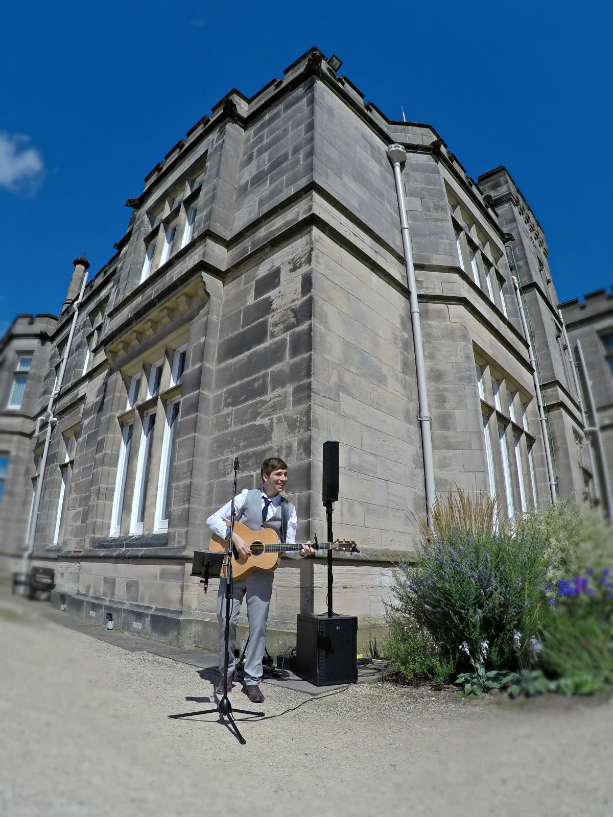 Darren Jones Acoustic Wedding Singer-Image-1