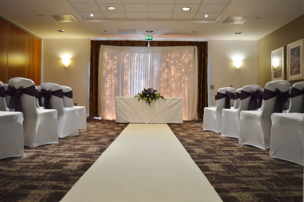 Ramada Plaza Wrexham-Image-6