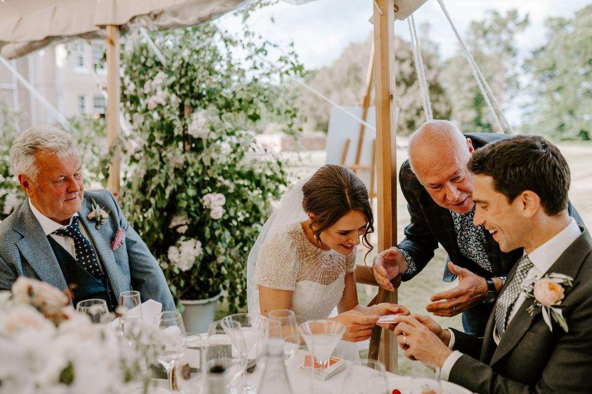 Martin Duffy Wedding Magician-Image-12