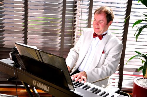 Mark Reeves - Professional Pianist-Image-69