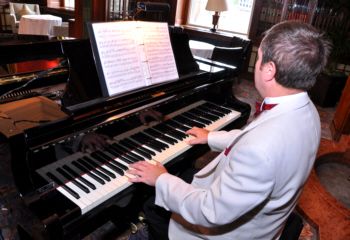 Mark Reeves - Professional Pianist-Image-68