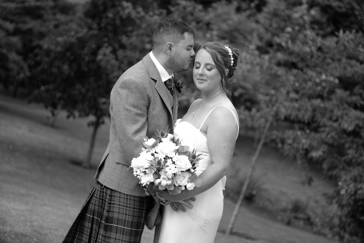Love Weddings Aberdeen-Image-58