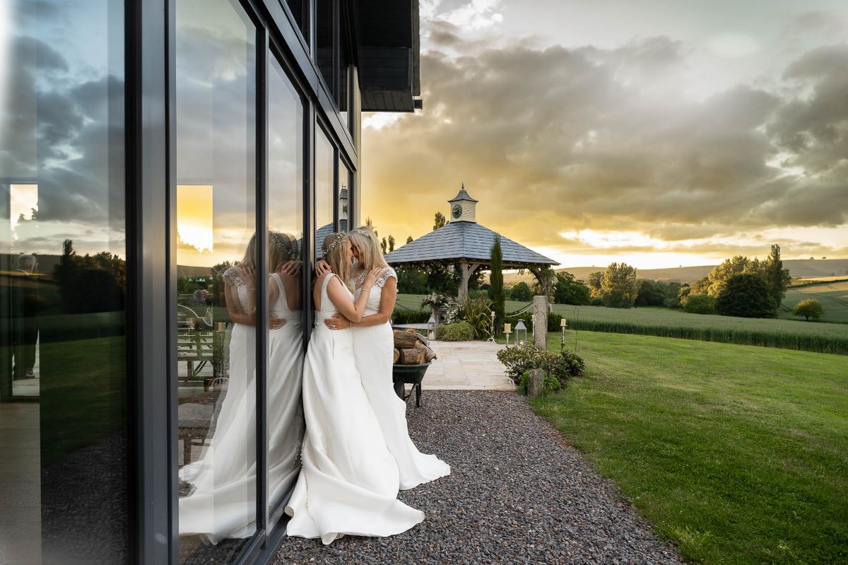 Passion 4 Photos - Devon Wedding Photographer-Image-12