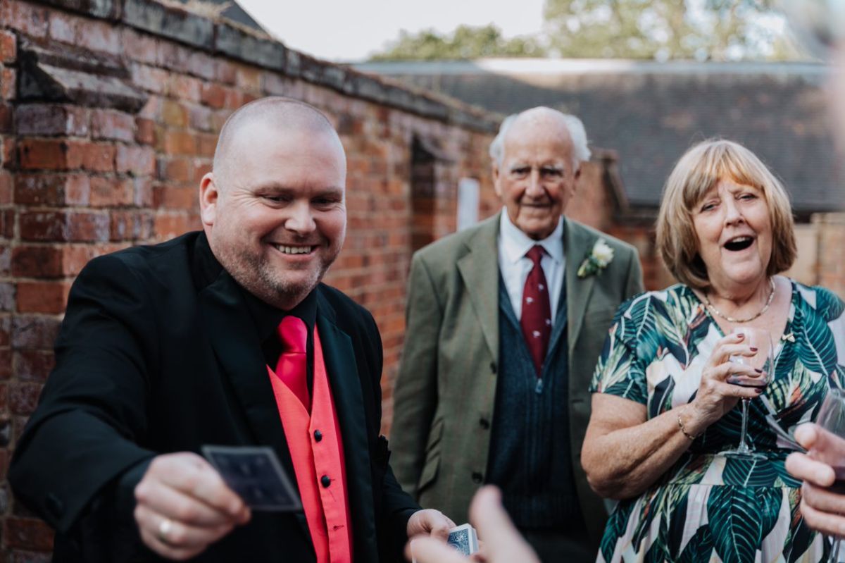 Paul Grundle magician-Image-30
